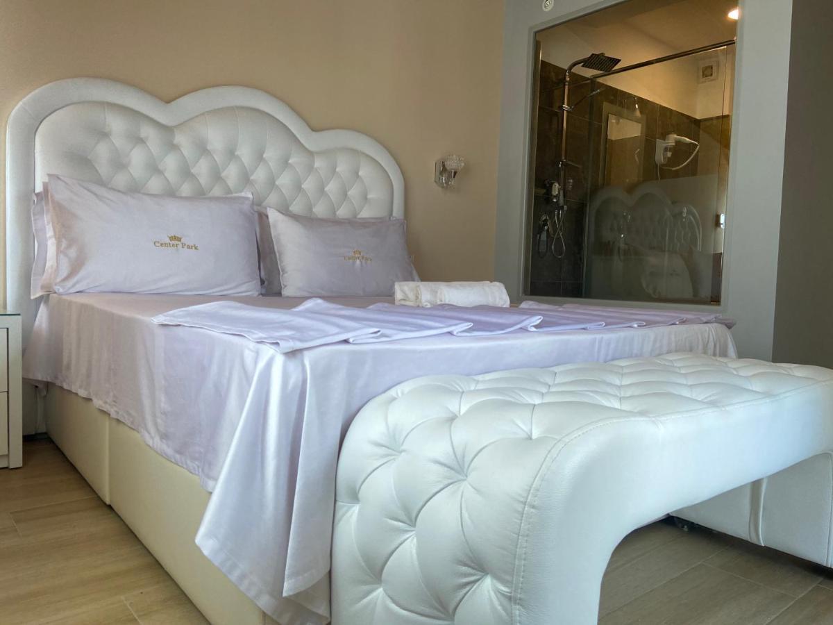 Center Park Hotel Velipojë Buitenkant foto